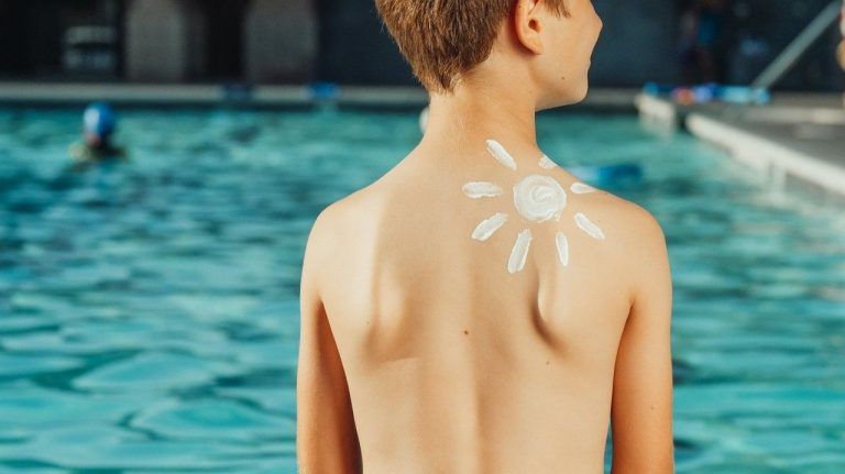 5 Best Natural Sunscreens for Kids & Babies